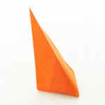 ダイソーの折り紙ブック⑥ おもちゃおりがみ むっくり三角