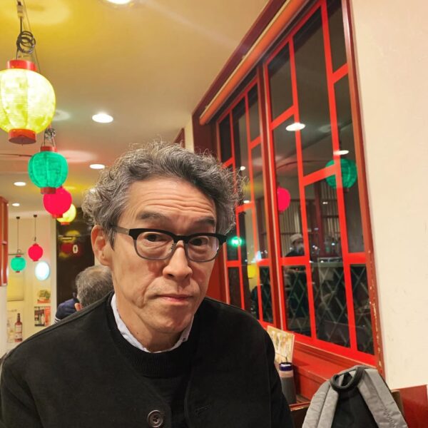 メガネ俳優おじさん50代が光る脇役出演作と演技の魅力