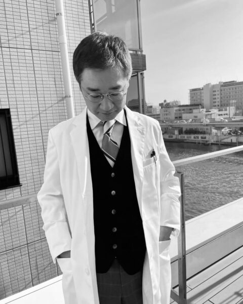 メガネ俳優おじさん50代が光る脇役出演作と演技の魅力