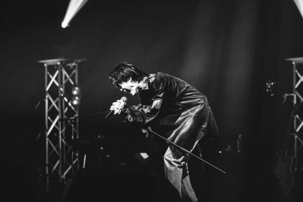 尾崎豊の息子の現在！知られざる成長・音楽活動と母との絆